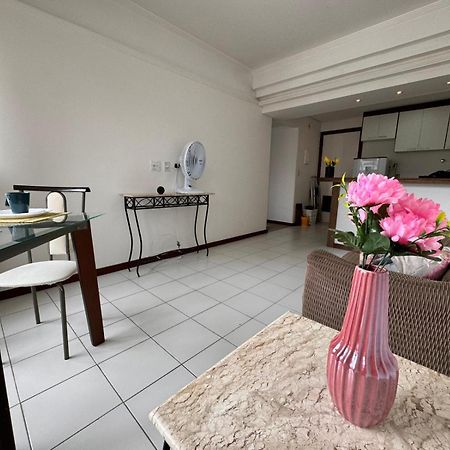 Appartamento Pituba Sol Flat Salvador Esterno foto